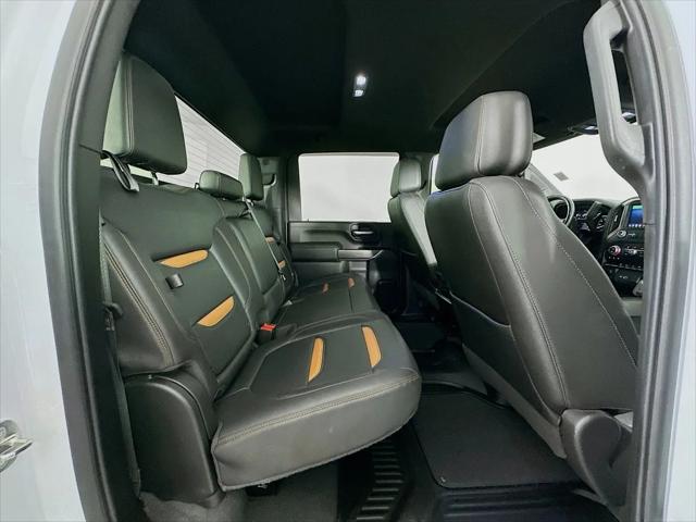 2022 GMC Sierra 2500HD 4WD Crew Cab Standard Bed AT4