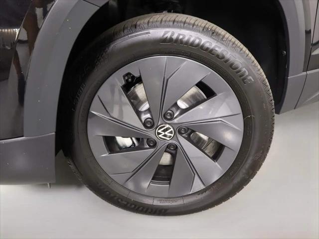 2026 Volkswagen Taos S