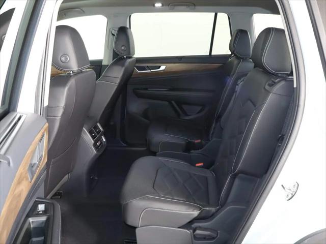 2026 Volkswagen Atlas SE with Technology