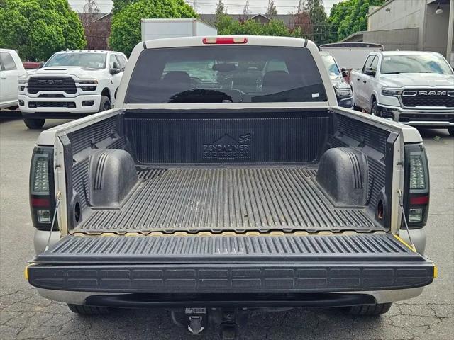 2004 Chevrolet Silverado 1500 LT