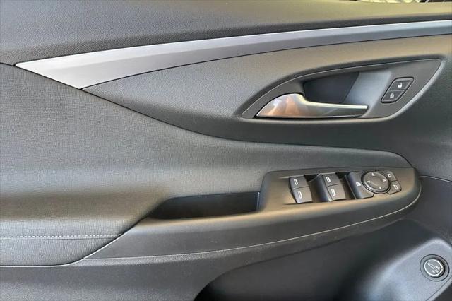 2026 Buick NV Preferred FWD