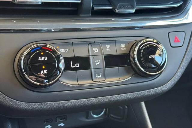 2026 Buick NV Preferred FWD