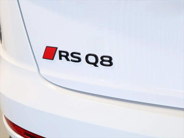 2026 Audi RS Q8 performance quattro tiptronic