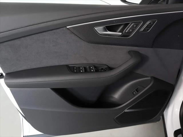 2026 Audi RS Q8 performance quattro tiptronic