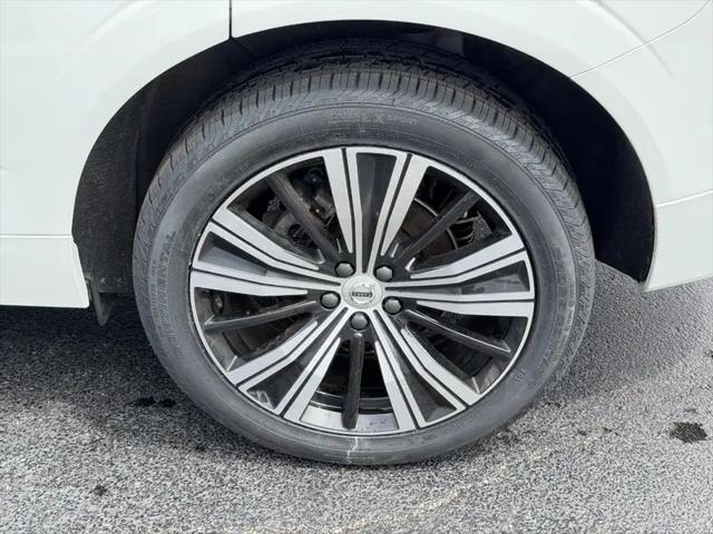 2023 Volvo XC60 B5 Ultimate Bright Theme