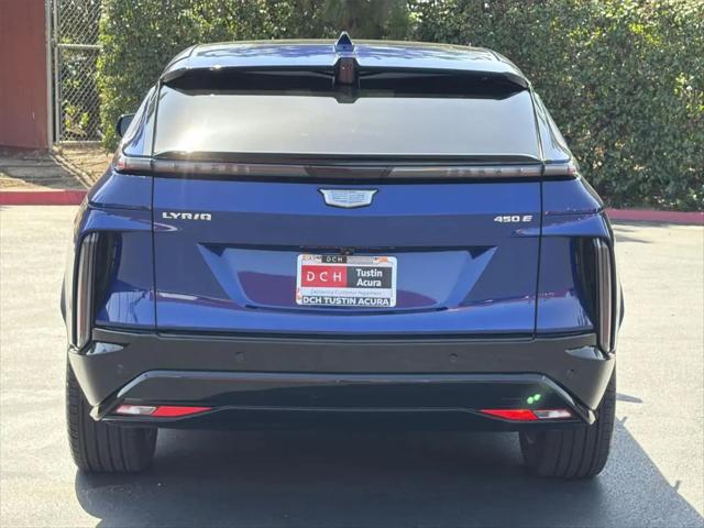 2024 Cadillac iQ Sport w/1SF