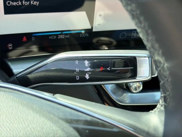 2024 Cadillac iQ Sport w/1SF
