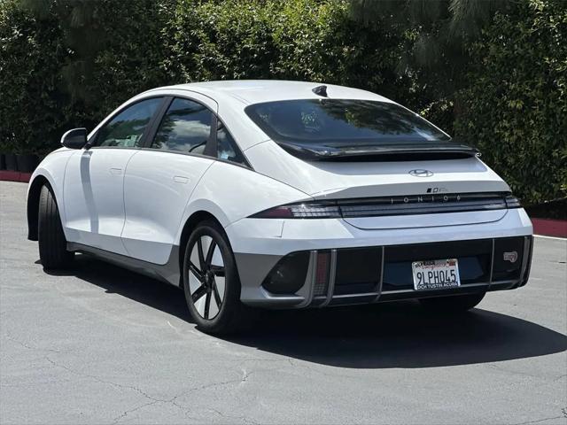 2024 Hyundai IONIQ 6 SE Standard Range