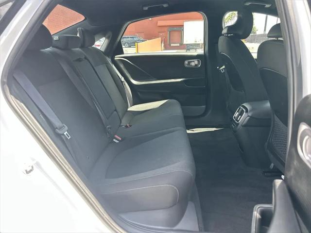 2024 Hyundai IONIQ 6 SE Standard Range