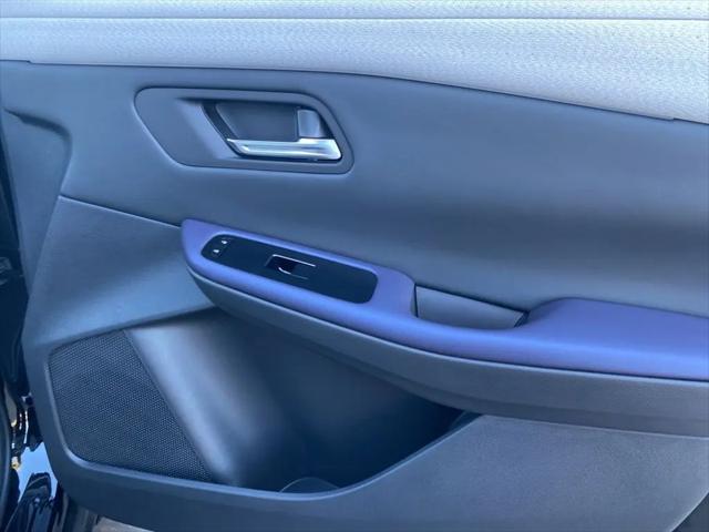 2026 Nissan LEAF PLATINUM+