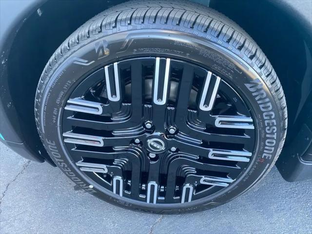 2026 Nissan LEAF PLATINUM+