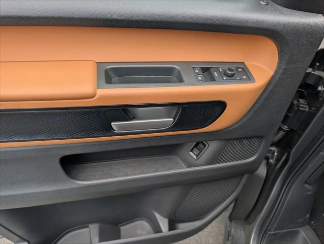 2025 Volkswagen ID. Buzz Pro S Plus with 4MOTION
