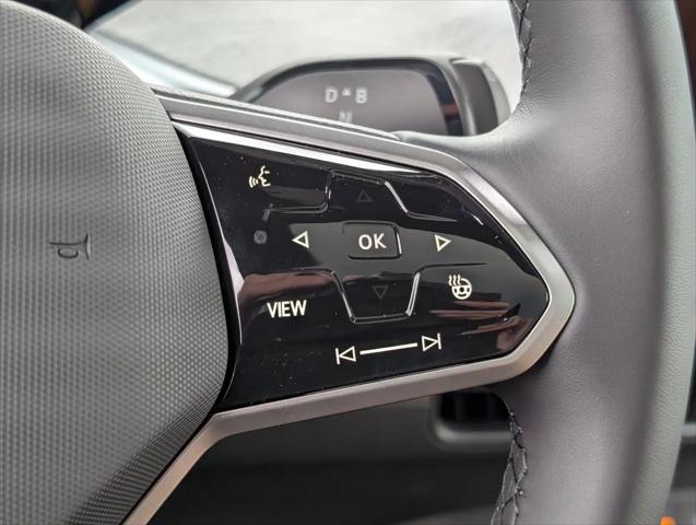 2025 Volkswagen ID. Buzz Pro S Plus with 4MOTION