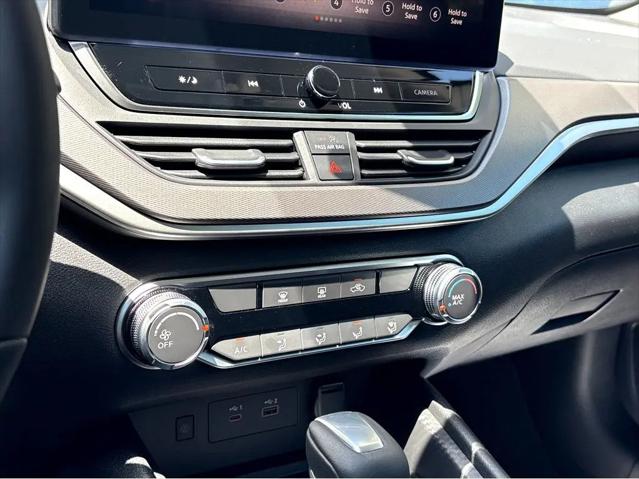2026 Nissan Altima SR FWD