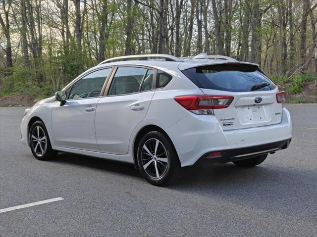 2022 Subaru Impreza Premium 5-Door