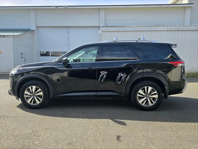 2022 Nissan Pathfinder SL 4WD