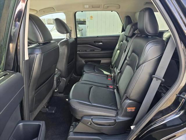 2022 Nissan Pathfinder SL 4WD