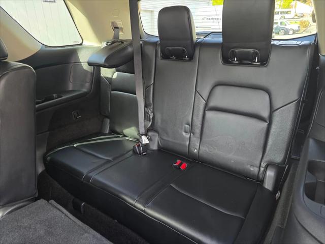 2022 Nissan Pathfinder SL 4WD