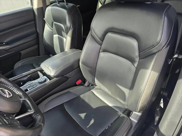 2022 Nissan Pathfinder SL 4WD