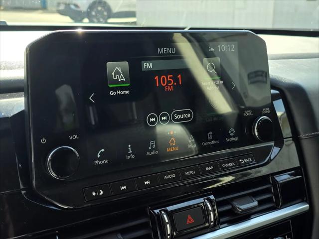 2022 Nissan Pathfinder SL 4WD