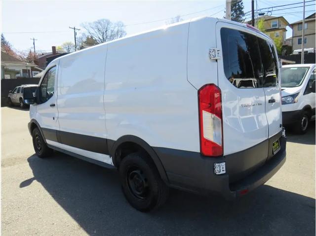 2018 Ford Transit T-250