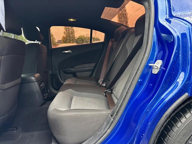 2022 Dodge Charger SXT RWD