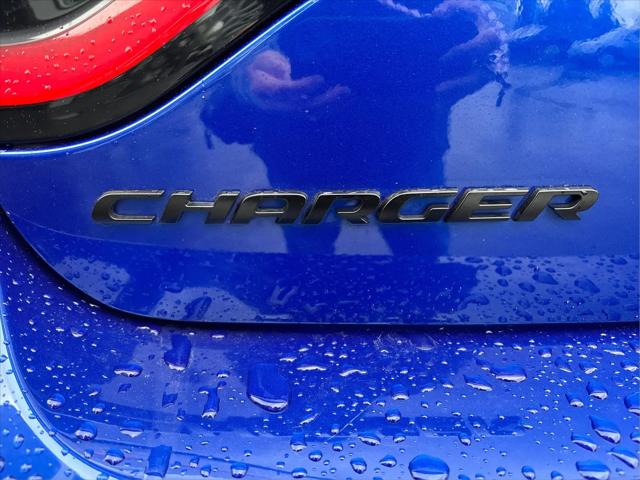 2022 Dodge Charger SXT RWD