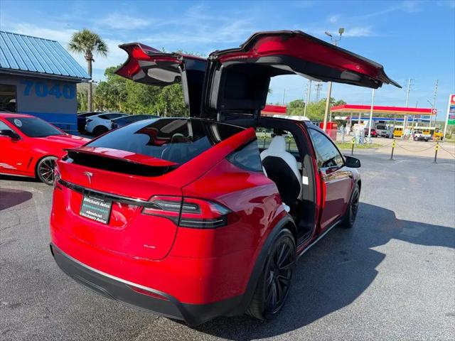 2022 Tesla Model X Plaid Tri Motor All-Wheel Drive