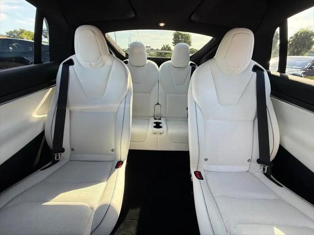 2022 Tesla Model X Plaid Tri Motor All-Wheel Drive