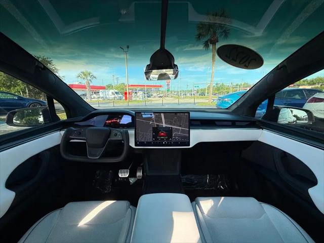 2022 Tesla Model X Plaid Tri Motor All-Wheel Drive