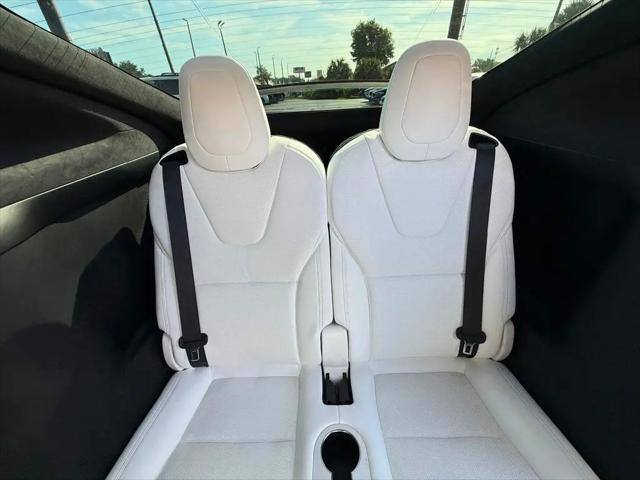 2022 Tesla Model X Plaid Tri Motor All-Wheel Drive