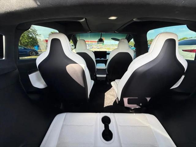 2022 Tesla Model X Plaid Tri Motor All-Wheel Drive