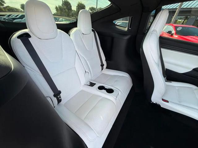 2022 Tesla Model X Plaid Tri Motor All-Wheel Drive
