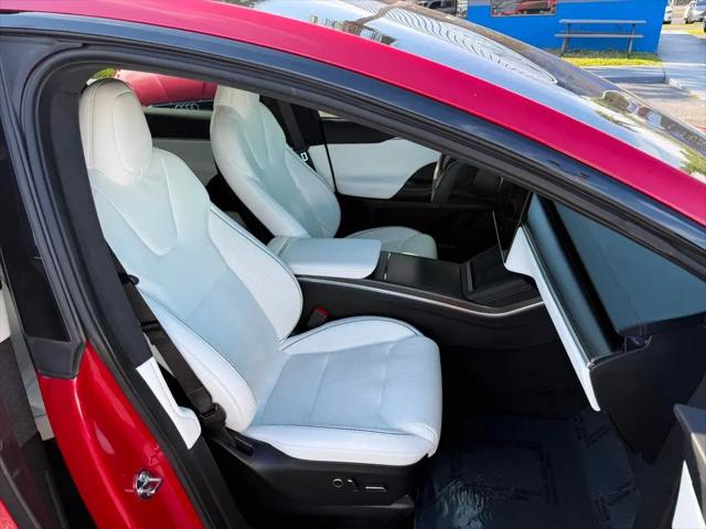 2022 Tesla Model X Plaid Tri Motor All-Wheel Drive