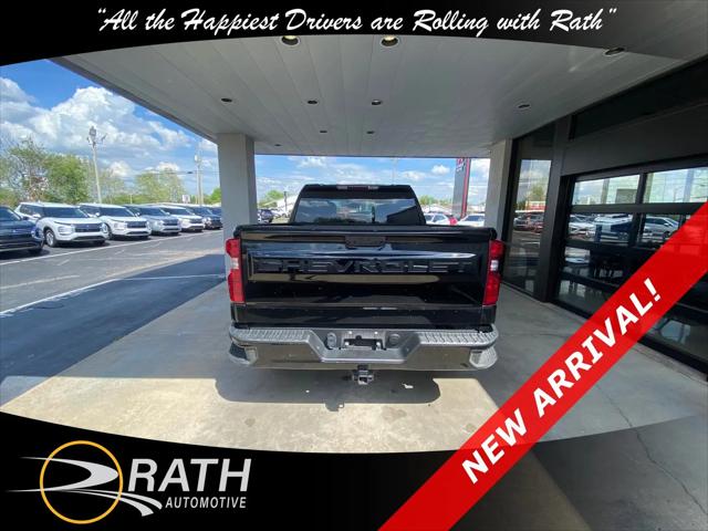 2022 Chevrolet Silverado 1500 2WD Crew Cab Short Bed Custom