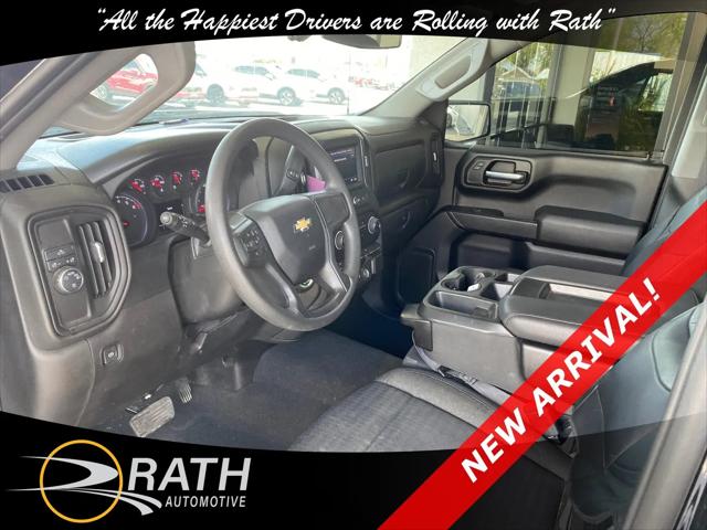 2022 Chevrolet Silverado 1500 2WD Crew Cab Short Bed Custom