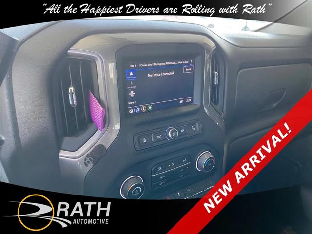2022 Chevrolet Silverado 1500 2WD Crew Cab Short Bed Custom