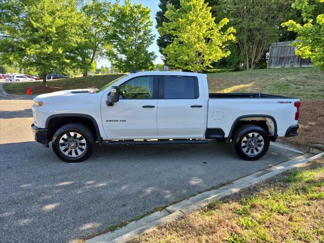 2023 Chevrolet Silverado 2500HD 4WD Crew Cab Standard Bed Custom