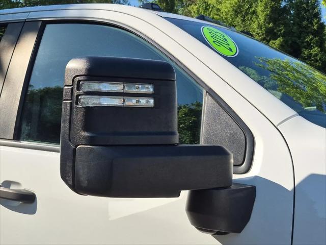 2023 Chevrolet Silverado 2500HD 4WD Crew Cab Standard Bed Custom