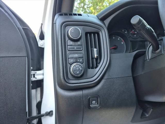 2023 Chevrolet Silverado 2500HD 4WD Crew Cab Standard Bed Custom