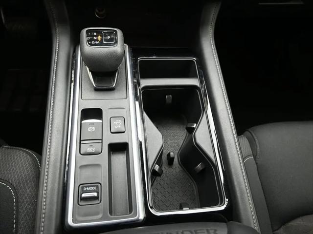 2024 Nissan Pathfinder SV FWD