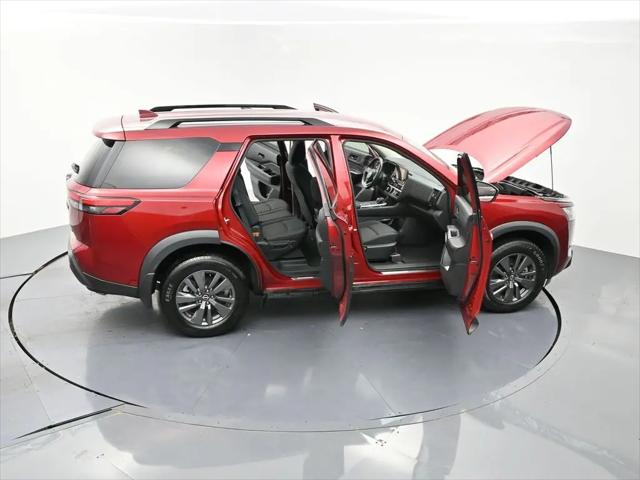 2024 Nissan Pathfinder SV FWD