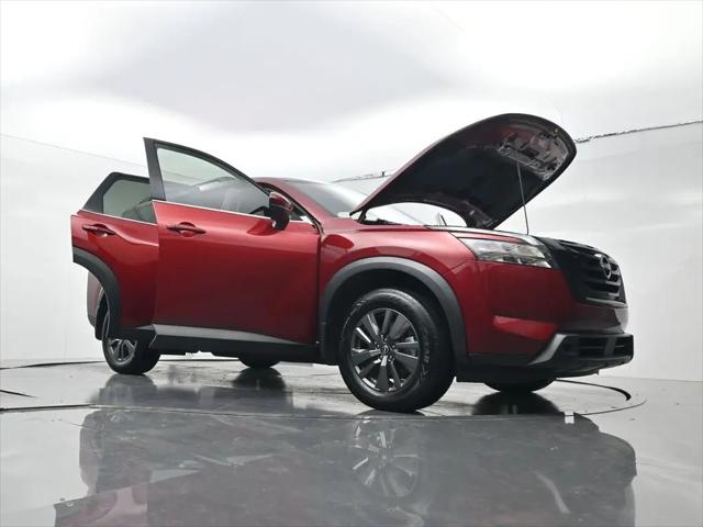 2024 Nissan Pathfinder SV FWD