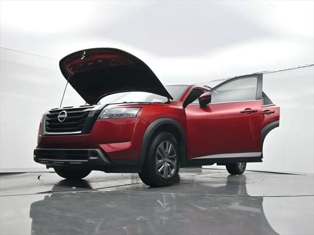 2024 Nissan Pathfinder SV FWD