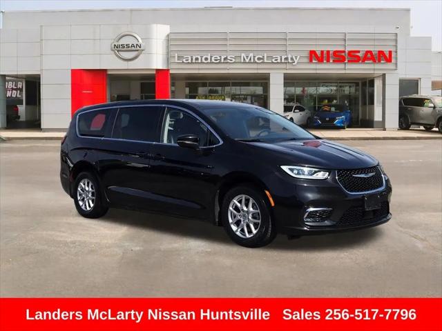 2023 Chrysler Pacifica Touring L for sale in Huntsville, AL