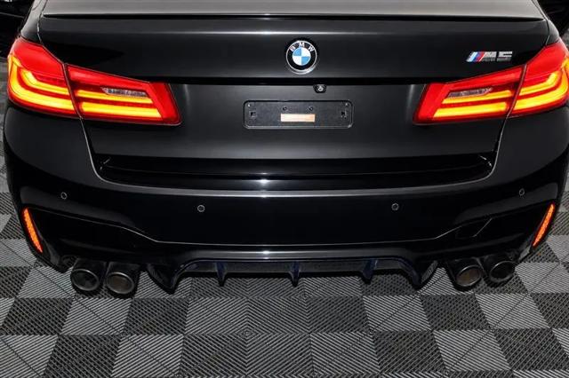2018 BMW M5 Standard