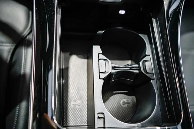 2023 Mercedes-Benz C-CLASS C 300 Sedan