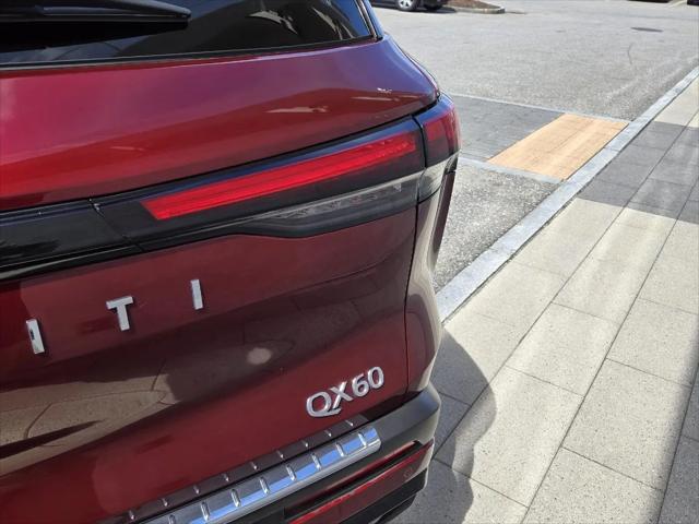 2023 INFINITI QX60 LUXE AWD