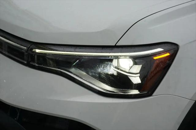 2026 Volkswagen Taos SE Black