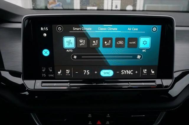 2026 Volkswagen Atlas Cross Sport SE with Technology